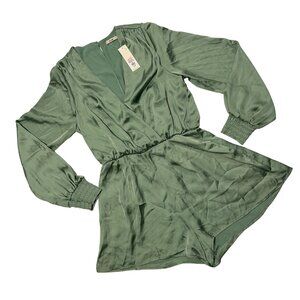 Francesca's Long Sleeve Romper V Neckline with Keyhole Back